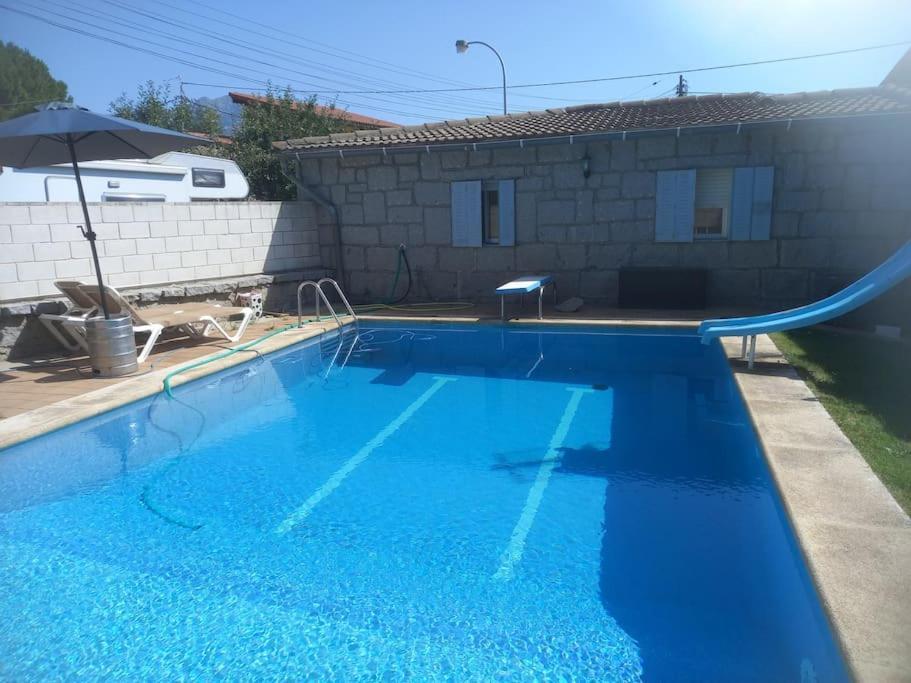 Acogedora Casita Loft De Piedra Con Piscina Compartida * Becerril de la Sierra